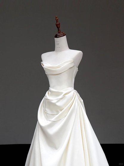 Unique Bridal Gown Ball Gown Strapless White Satin Wedding Dresses Bridal Gowns DP642