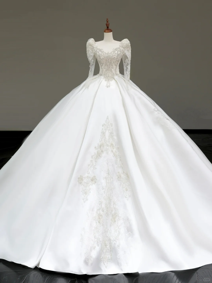 Princess Bridal Gown Ball Gown Sweetheart Long Sleeves White Sequin Wedding Dresses Bridal Gowns DP813