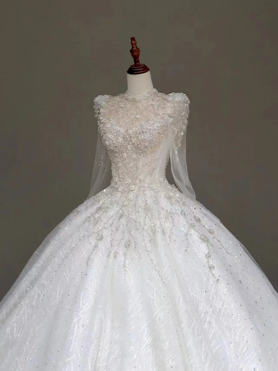 Prinzessin Brautkleid Ballkleid Hoher Ausschnitt Weiß Pailletten Perlen Brautkleider Winter Brautkleider DP871