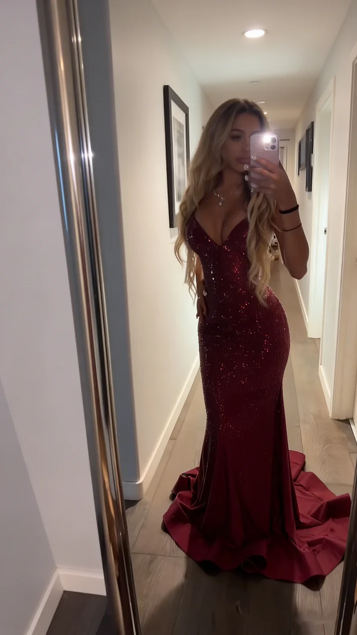 Sexy Burgunder Ballkleid V-Ausschnitt Scheide Langes Abendkleid DP05346