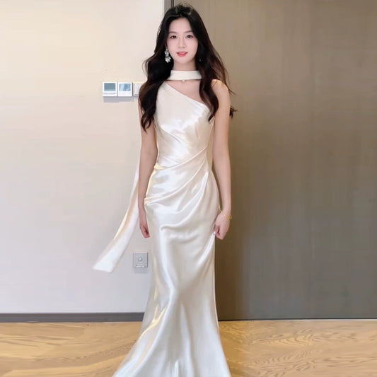 Modisches weißes Kleid S719