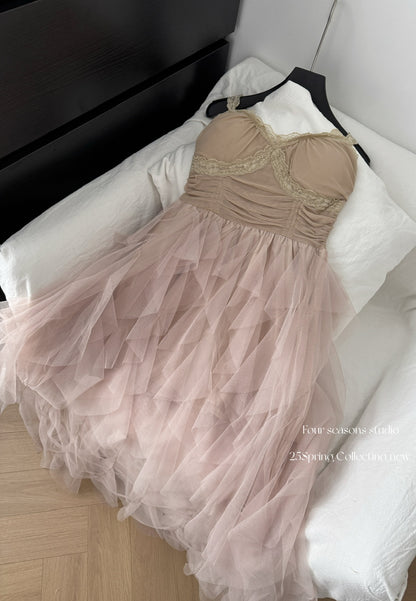 Süßes A-Linien-Trägerkleid mit Spitzenrüschen, Sommerkleid für die Feiertage, Party-Outfits für Mädchen, DP0134