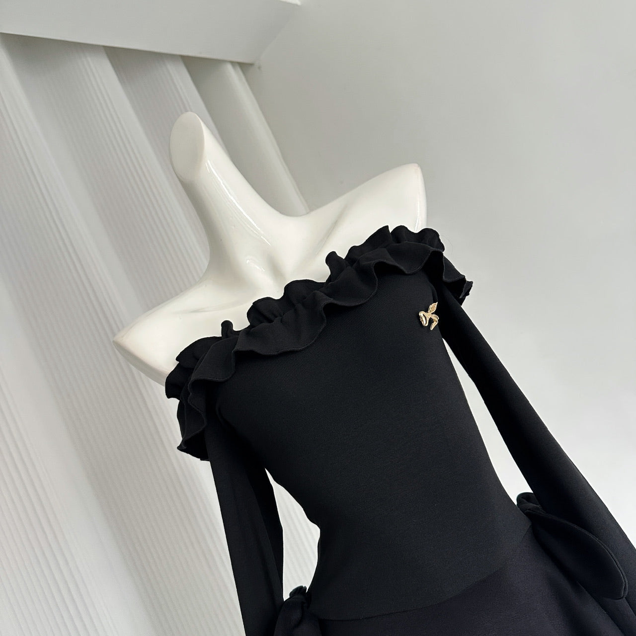 Robe d'été noire à épaules dénudées et coupe trapèze pour femme, tenue de fête ou de vacances, DP0094