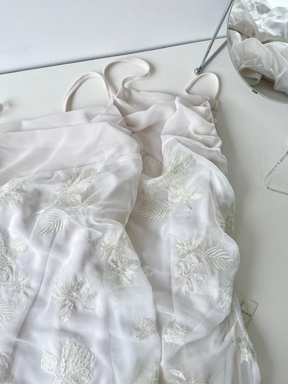 Robe d'été longue en dentelle à bretelles spaghetti et sirène pour femme DP0017
