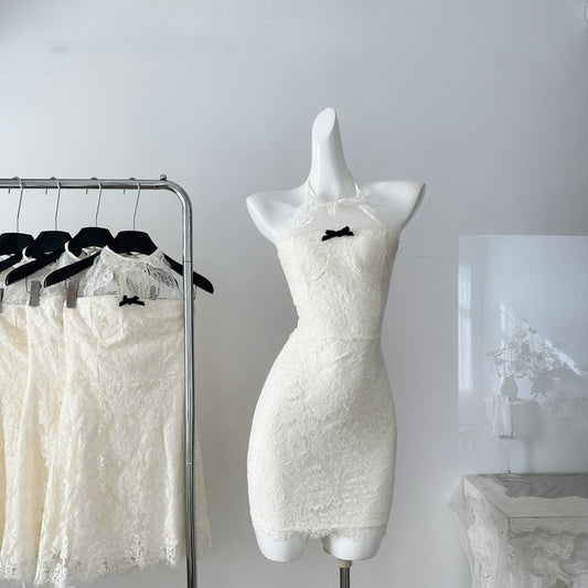 Süßes Etuikleid mit Neckholder-Ausschnitt, kurzes Spitzen-Sommerkleid, Urlaubsparty-Outfits für Frauen, DP0123