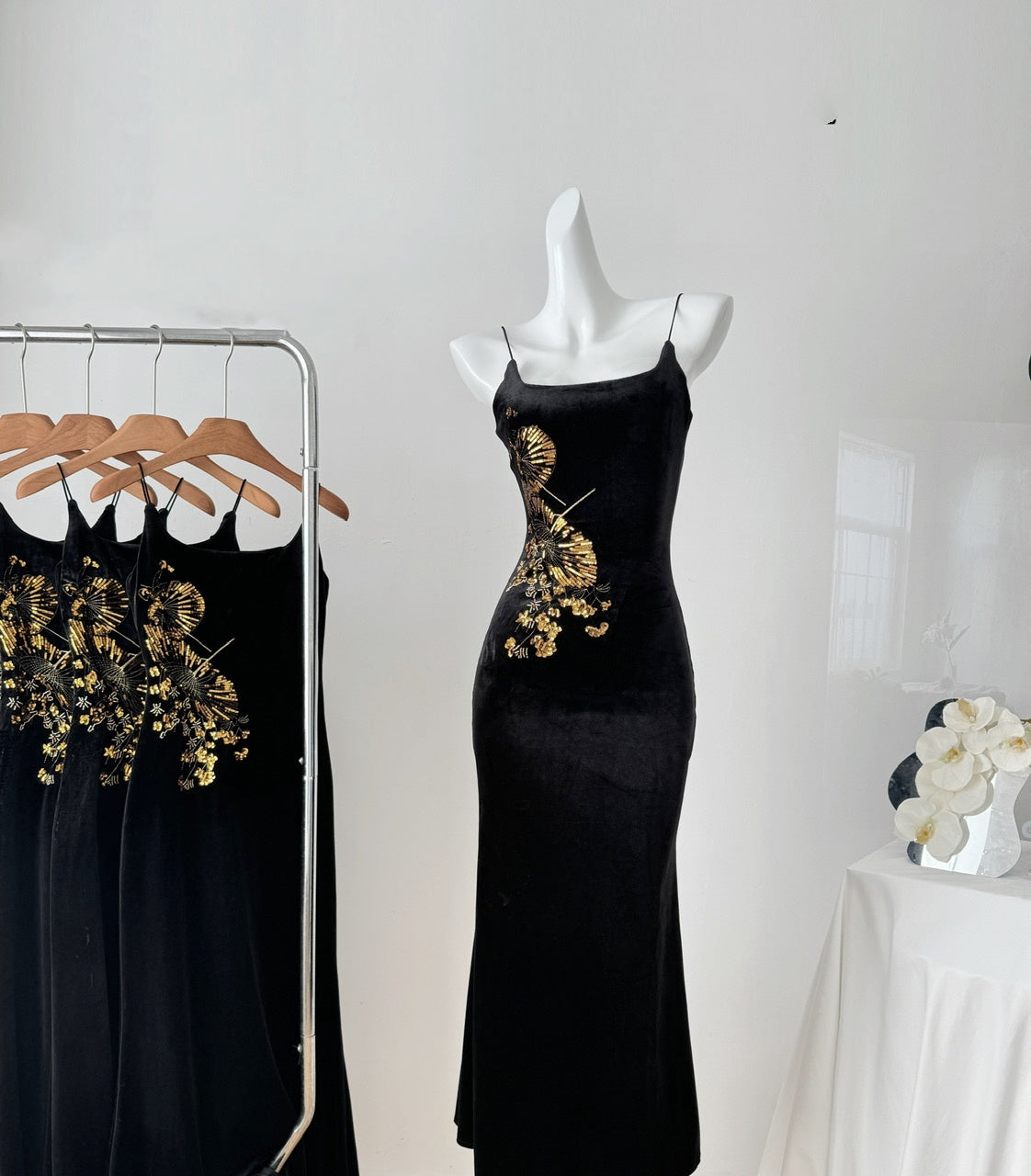 Sexy Mermaid Spaghetti Straps Black Velvet Long Summer Dress For Women DP0027