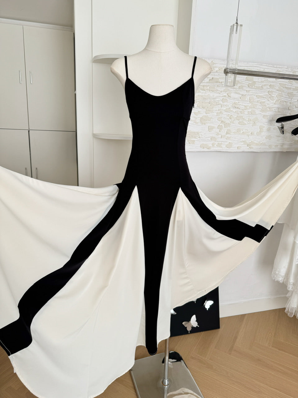 Sexy A line Spaghetti Straps Black Midi Summer Dress Holiday Party Black Birthday Outfits For Women DP0149