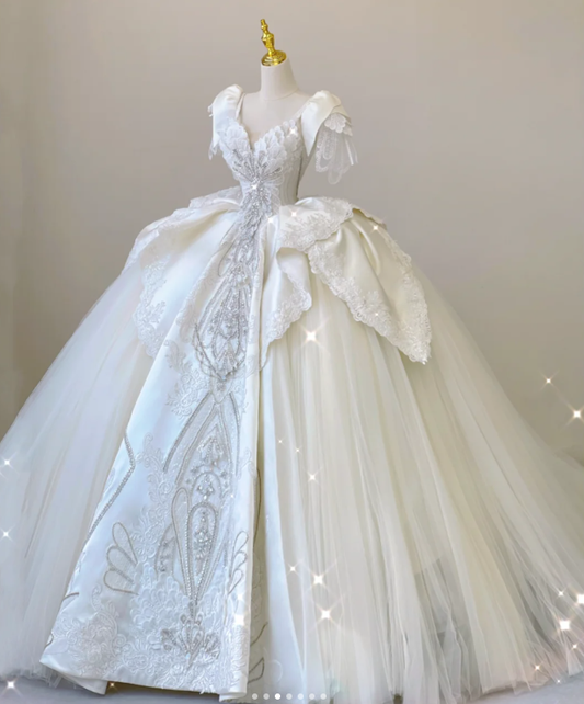 Elegantes Ballkleid Schatz Spitze Satin Brautkleider Weiß Bräute Kleid P0018