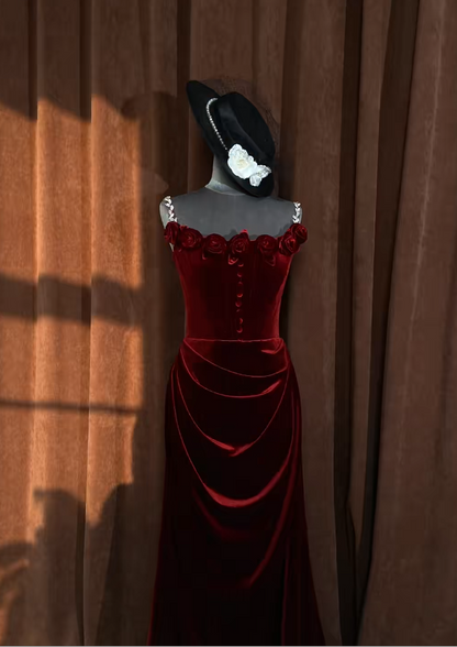 Elegantes burgunderrotes Samt-Abendkleid, trägerlos, Etuikleid S1063