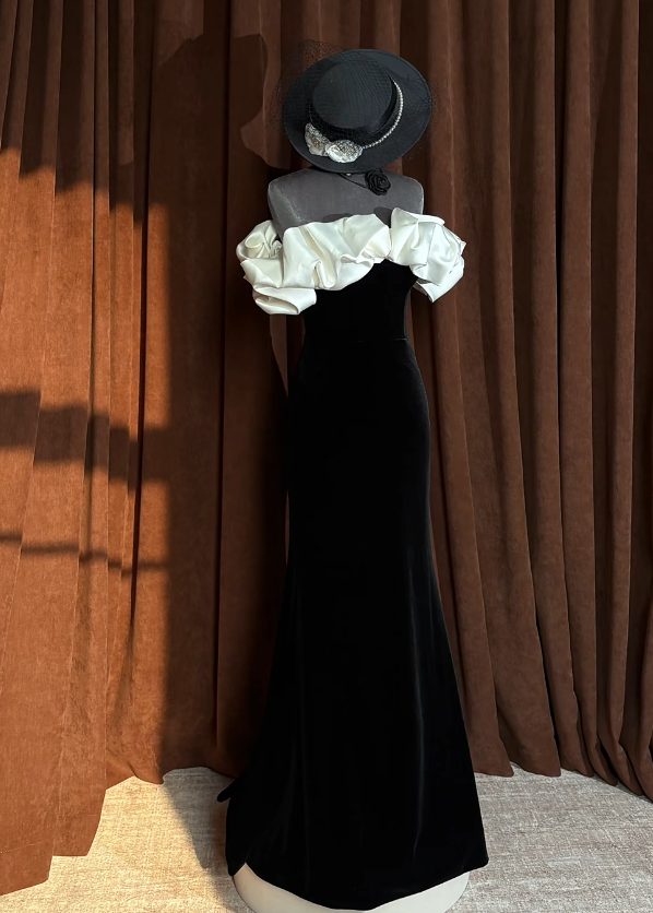 Elegant Black Prom Dress Velvet Strapless Sheath Evening Dress S1065
