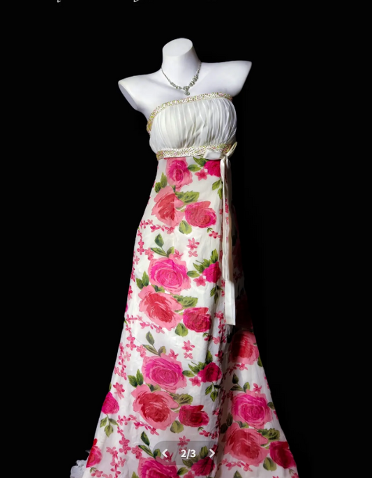 Elegantes, trägerloses Chiffon-Abendkleid mit Blumenmuster, Modell S1069