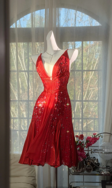 Elegantes rotes Chiffon-Abendkleid mit Pailletten, V-Ausschnitt und A-Linie, Modell S1079