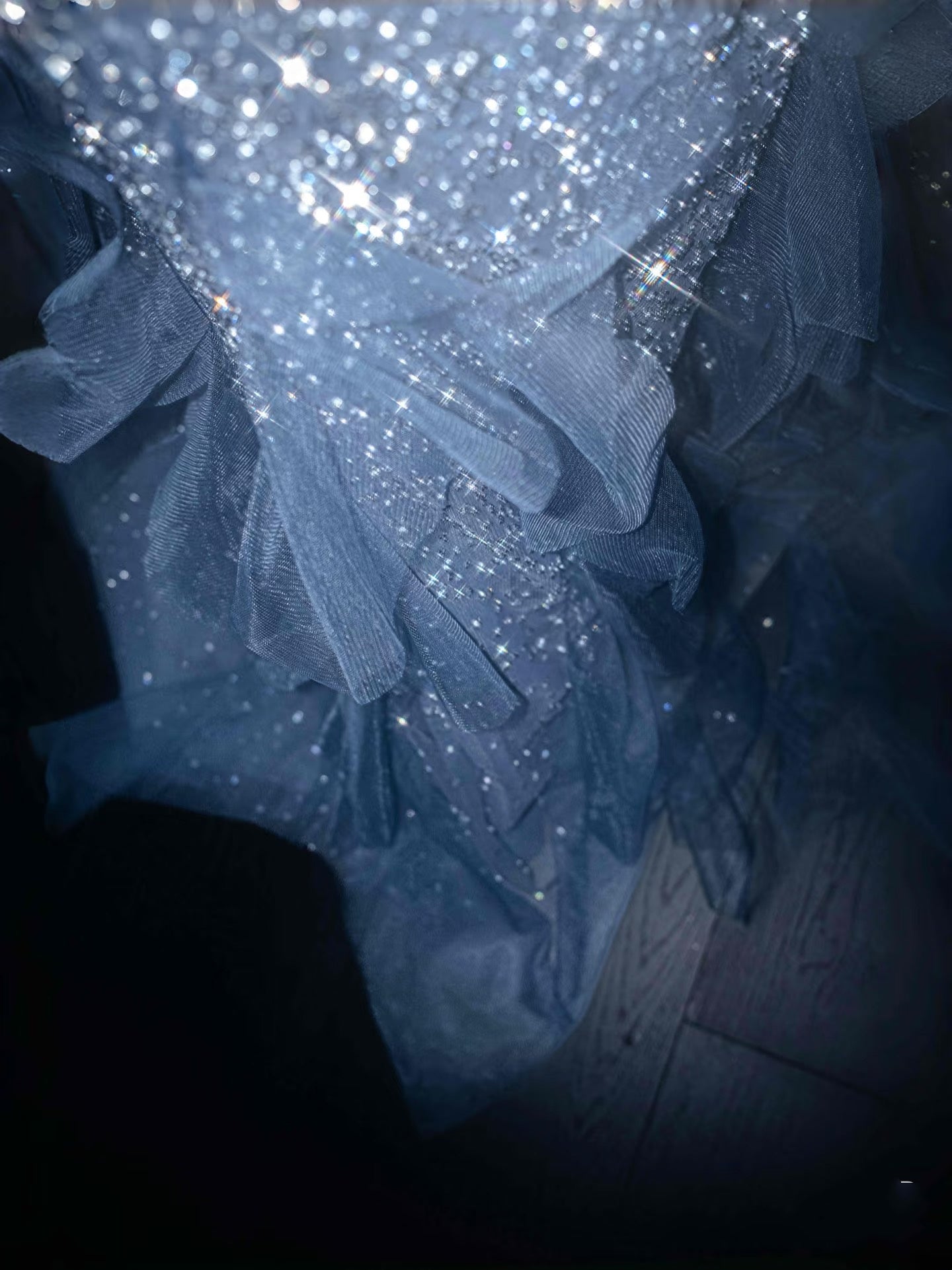 Wunderschönes Meerjungfrau-Neckholder-Blau-Pailletten-Langballkleid Partykleid Abschlusskleider DP2721