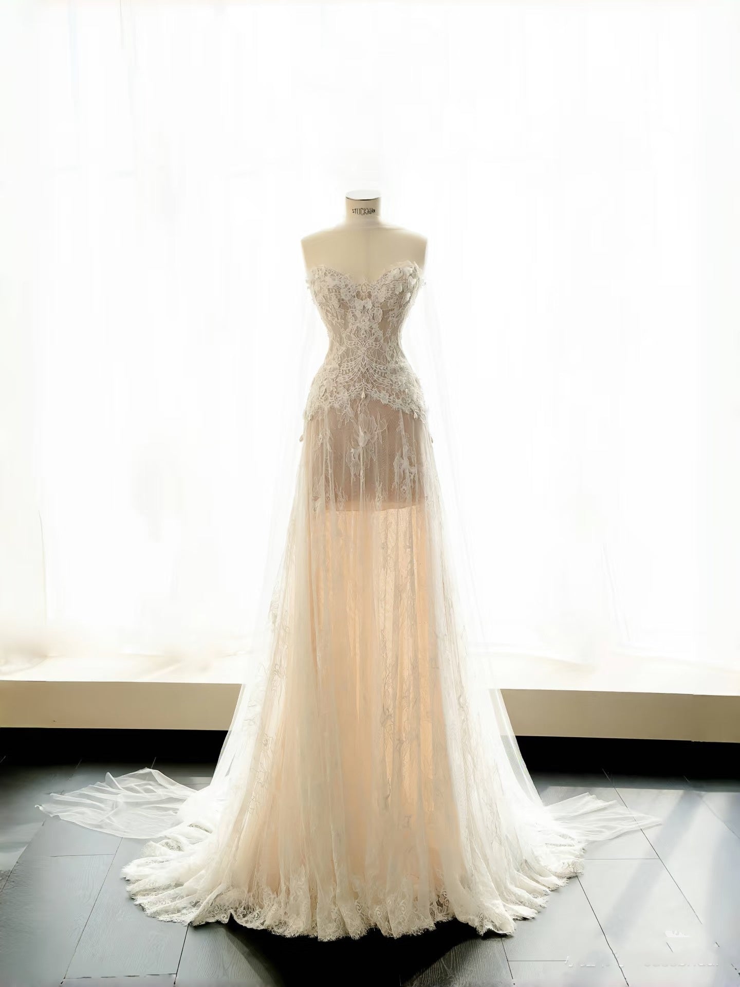 Simple Bridal Gown A line Sweetheart White Lace Floor Length Wedding Dresses Minimalist Bridal Gowns D2735