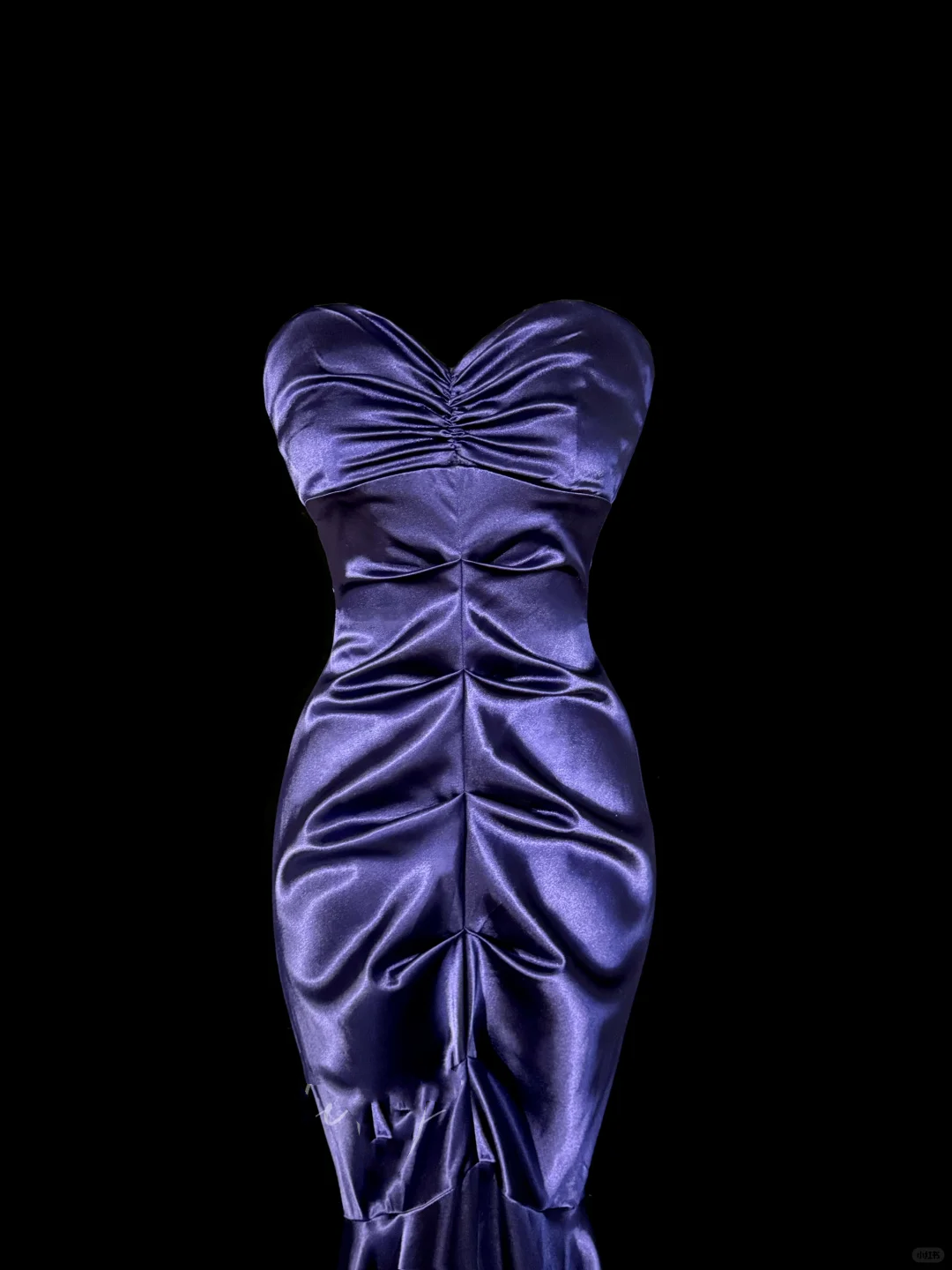 Robe de soirée longue plissée en satin raisin, style sirène, décolleté en cœur, sans manches, style vintage, H2974