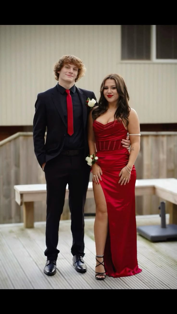 Edle Meerjungfrau Schatz Rot Satin Hoher Schlitz Schnitt Schlitz Lange Ballkleider Partykleid Geburtstag Outfits Abschlusskleider W0401