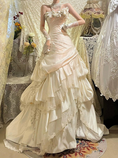 Retro Brautkleid Meerjungfrau Trägerlos Satin Weiß Blumen Lange Brautkleider Sommer Bräute Kleid Brautkleider W0785