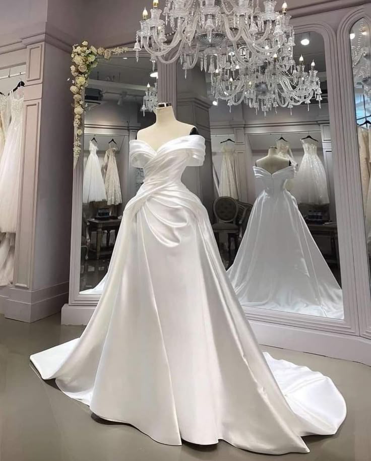Robe de mariée vintage, robe de bal, épaules dénudées, blanche, longue, robes de mariée d'été, robes de mariée W1063