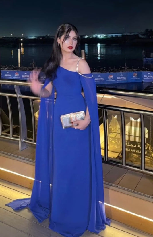 Edle A-Linie One-Shoulder Königsblau Ärmelloses Chiffon Formales Langes Ballkleid Sommerkleid für Hochzeitsgäste Kleider für Brautgäste Hochzeits-Outfits für Gäste W1092