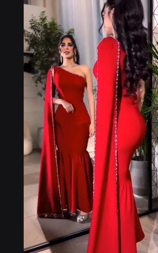 Edle Meerjungfrau One-Shoulder Red Satin Formales Abendkleid Sommer Hochzeitsgastkleid Brautgastkleider Hochzeits-Outfits für Gäste W1095
