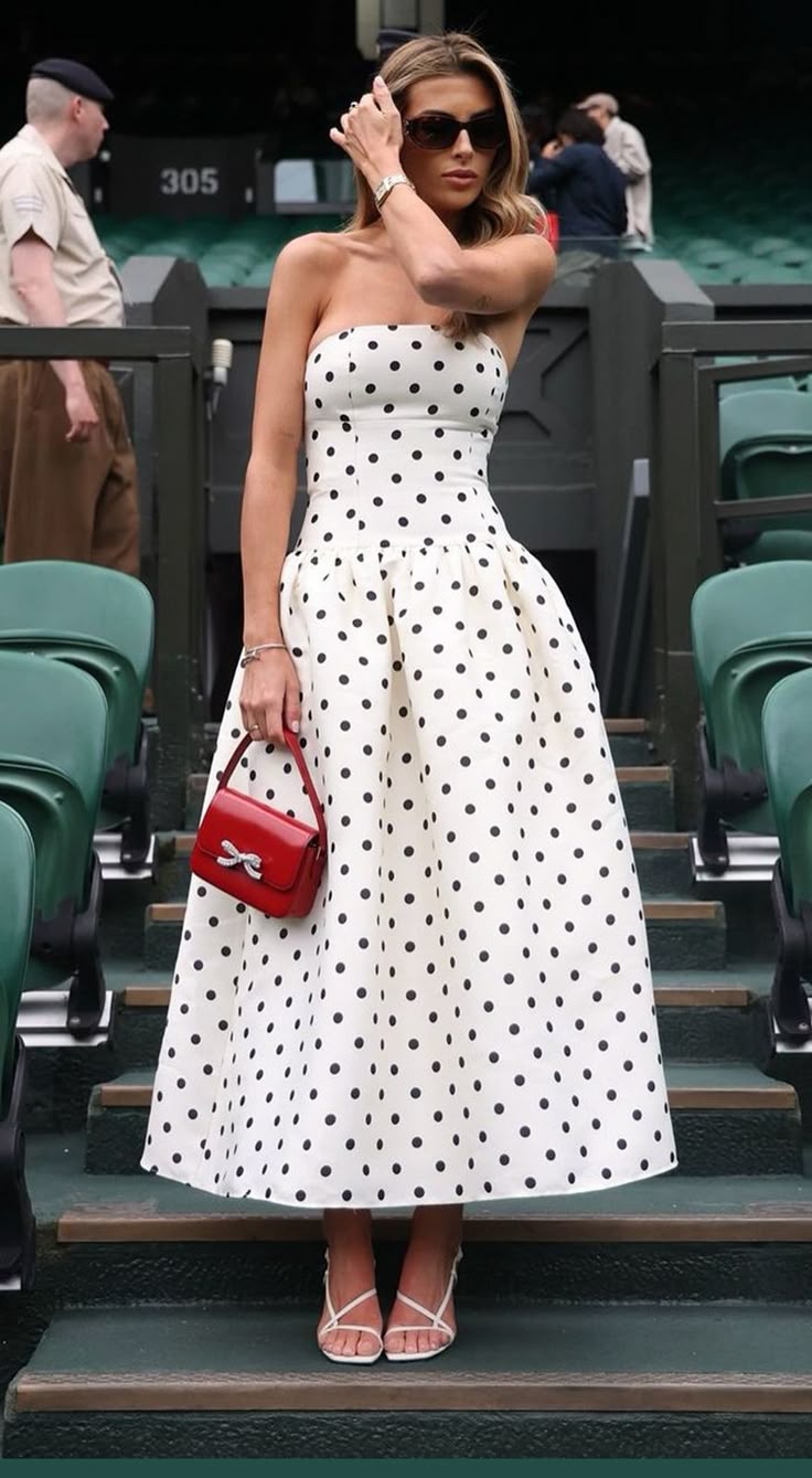Bescheidenes A-Linien-Abendkleid mit weißen Punkten, formelles Sommerkleid für Hochzeitsgäste, Brautgastkleider, Hochzeits-Outfits für Gäste W972