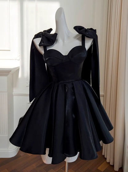 Sexy A Line Spaghetti Straps Sleeveless Formal Short 8th Grade Homecoming Dress Summer Middle School Hoco Dresses Birthday Outfits W978