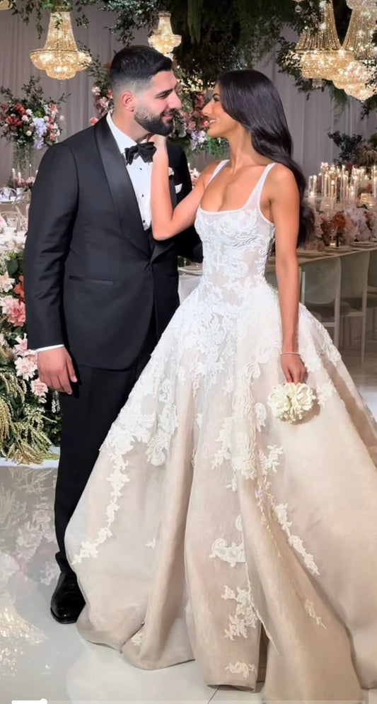 Hübsches Brautkleid Ballkleid Square Neck Lace Lange weiße Brautkleider Brautkleider WD046