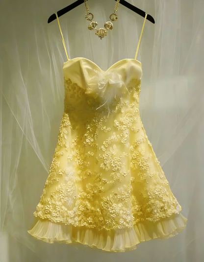 Cute A line Spaghetti Straps Short White Lace Formal 8th Grade Homecoming Dresses Middle School Short Cocktail Gowns Graduation Dress Hoco Outfits DH1893