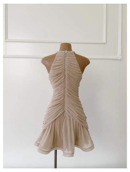 Cute Sheath Scoop Neck Champagne Short Grad Dress Inspo Short Mini Formal 8th Grade Homecoming Dresses High School Hoco Court Dress Graduation Dress 18th Birthday Outfits DH1951