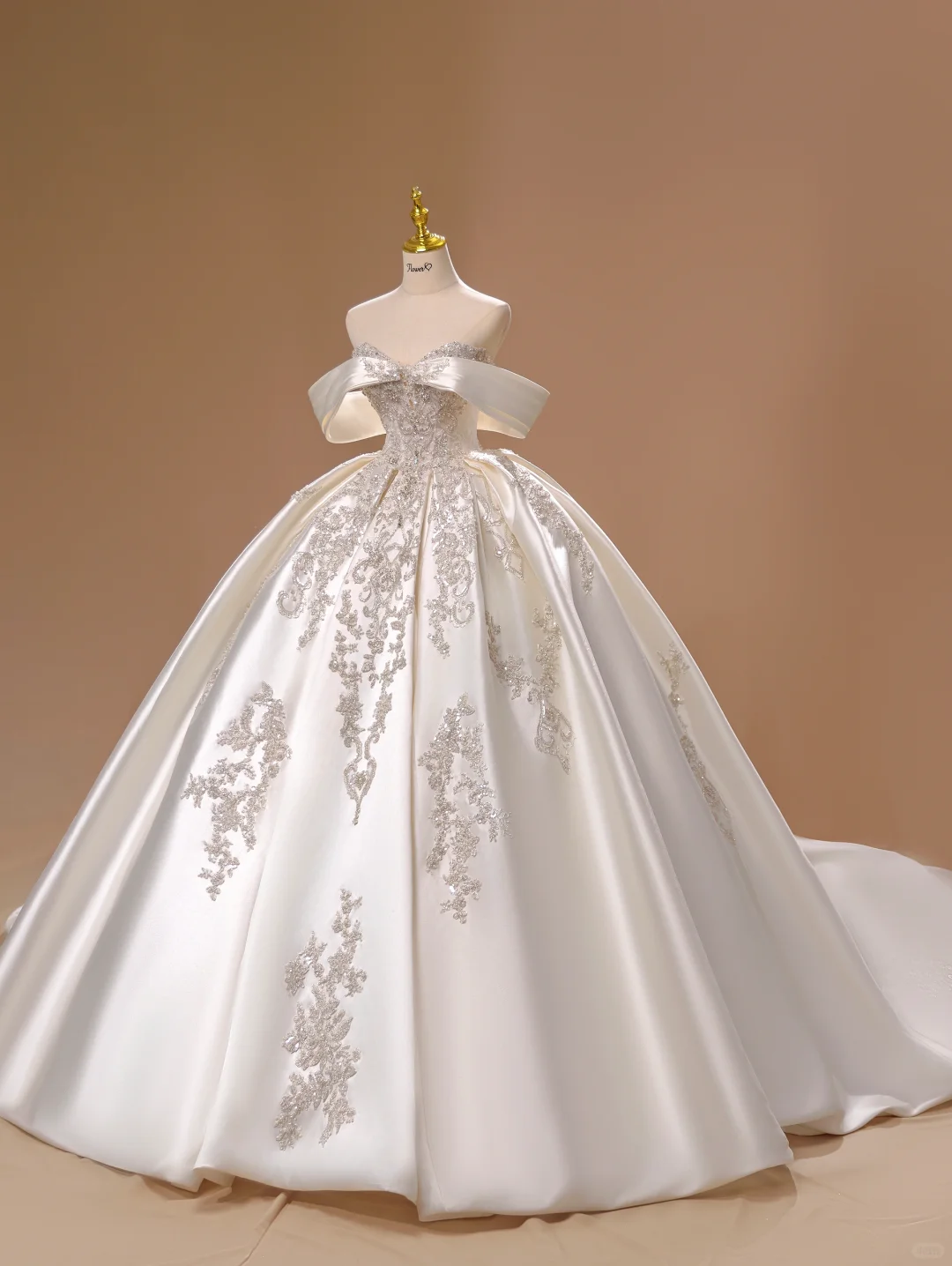 Prinzessin Brautkleid Ballkleid aus der Schulter Satin Spitze kurze Ärmel Brautkleider Brautkleider DH2803