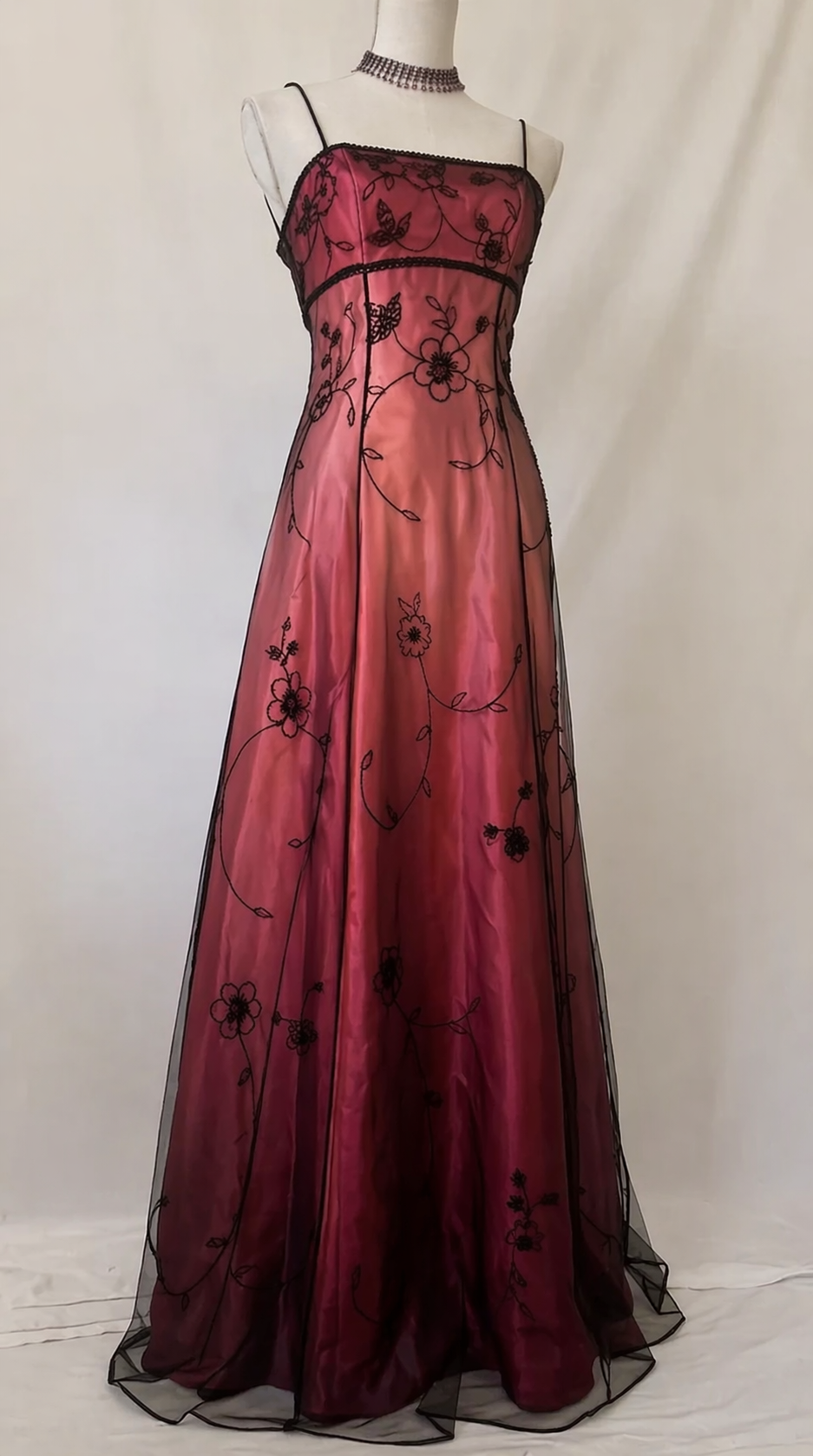 Elegant Spaghetti Straps Imperial Long Prom Dresses Satin Chiffon Beaded Blue Evening Dresses Sleeveless Formal Dresses DP04078