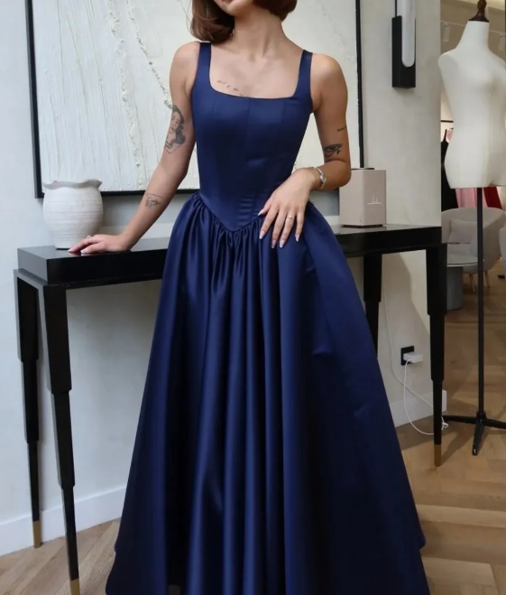Süßes Ballkleid Spaghettiträger Silbergrau Mini Kurzes Formales Homecoming-Kleid Party Kurzes Ballkleid Hoco Kleider DH2684