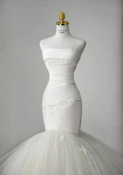 Elegant White Wedding Dress Tulle Strapless Mermaid Bridal Gowns Sleeveless Birdal Dress DP05101