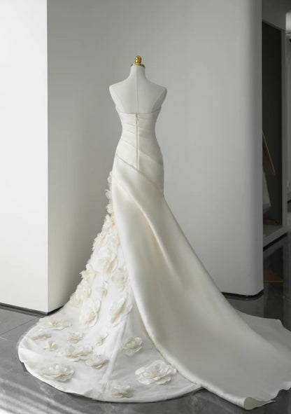 Simple White Wedding Dress Satin Appliques Sheath Bridal Gowns Seeveless Birdal Dress DP05205