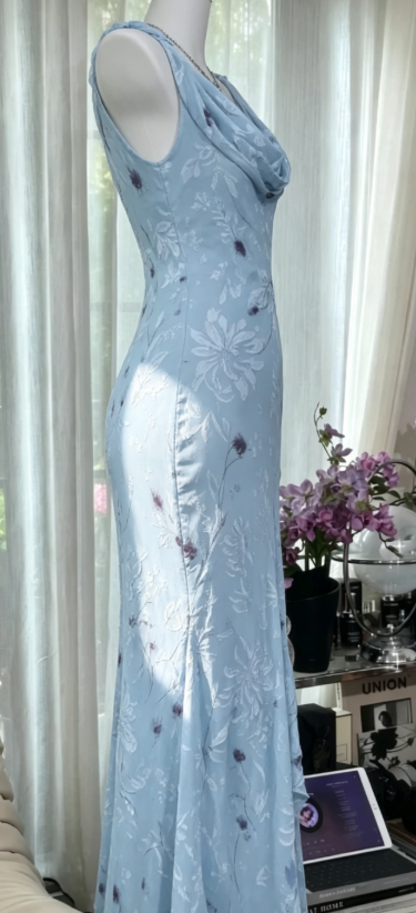 Robe de soirée longue en mousseline fourreau à bretelles élégantes, bleu, pour invitée de mariage DP05461