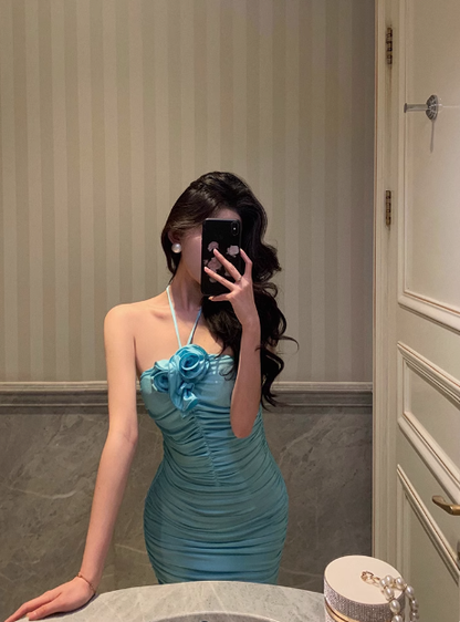 Elegantes Etuikleid mit Neckholder, blau, ärmellos, 21. Geburtstagskleid, Partykleid, Geburtstags-Outfits, Geburtstagskleid-Ideen für Frauen, DP1386