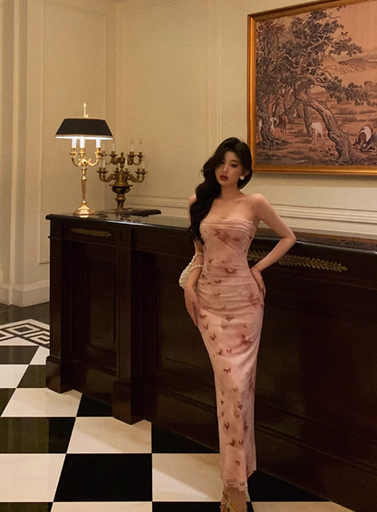 Elegantes Etuikleid mit rosa Blumenmuster, ärmellos, Burgunderrot, 23. Geburtstagskleid, Partykleid, Geburtstags-Outfits, Geburtstagskleid-Ideen für Frauen, DP1387
