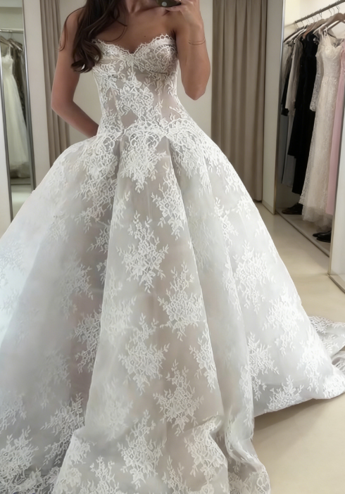Classic Bridal Dress Ball Gown Sweetheart Lace White Wedding Dresses Minimalist Bridal Gowns DP1614