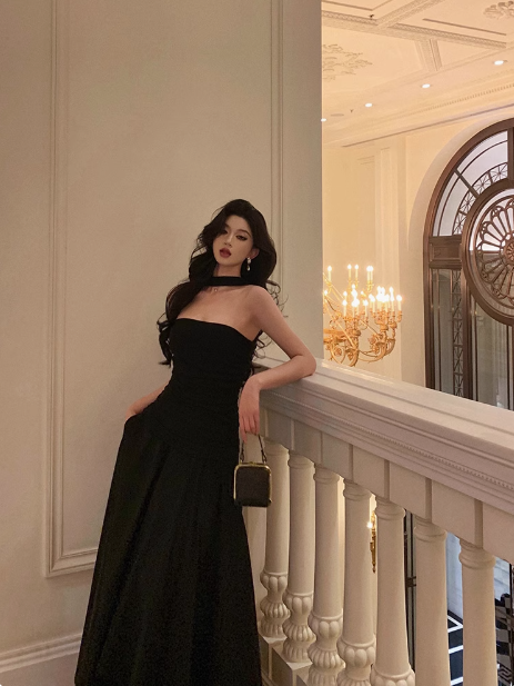Edles A-Linien-Kleid, trägerlos, schwarz, ärmellos, 18. Geburtstagskleid, Partykleid, Geburtstags-Outfits, Geburtstagskleid-Ideen für Frauen, DP556