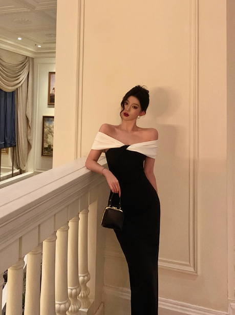 Elegantes, schulterfreies schwarzes Etuikleid zum 18. Geburtstag, Partykleid, Geburtstags-Outfits, Geburtstagskleid-Ideen für Frauen, DP587