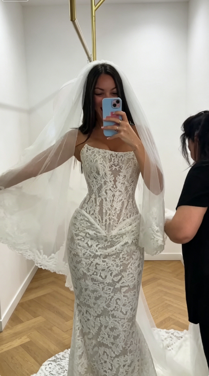 Elegant White Mermaid Bridal Gowns Strapless Lace Birdal Dress Sleeveless Wedding Dress DW08888